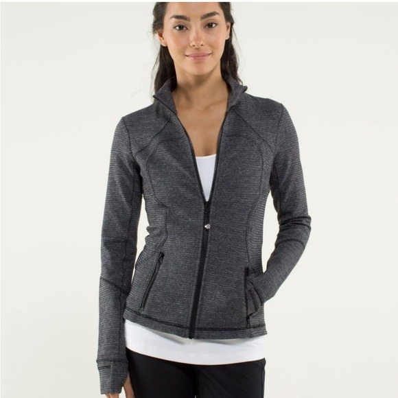 lululemon athletica Jackets & Blazers - Lululemon Forme Jacket Textured Black and Deep Coal Gray Size 6